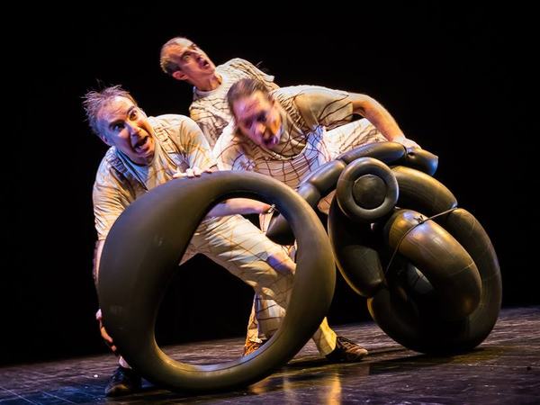 Fotografía de escena de Boom!, de Chapertons