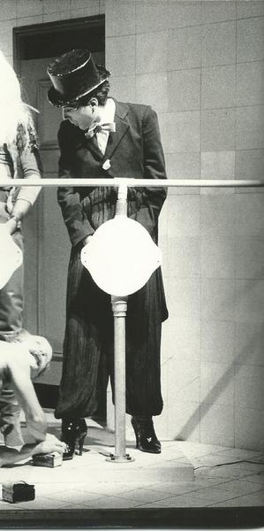Fotografía de escena de Freaks, 1984